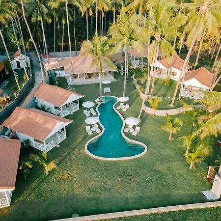 Senang Resort Tianyar ภายนอก รูปภาพ