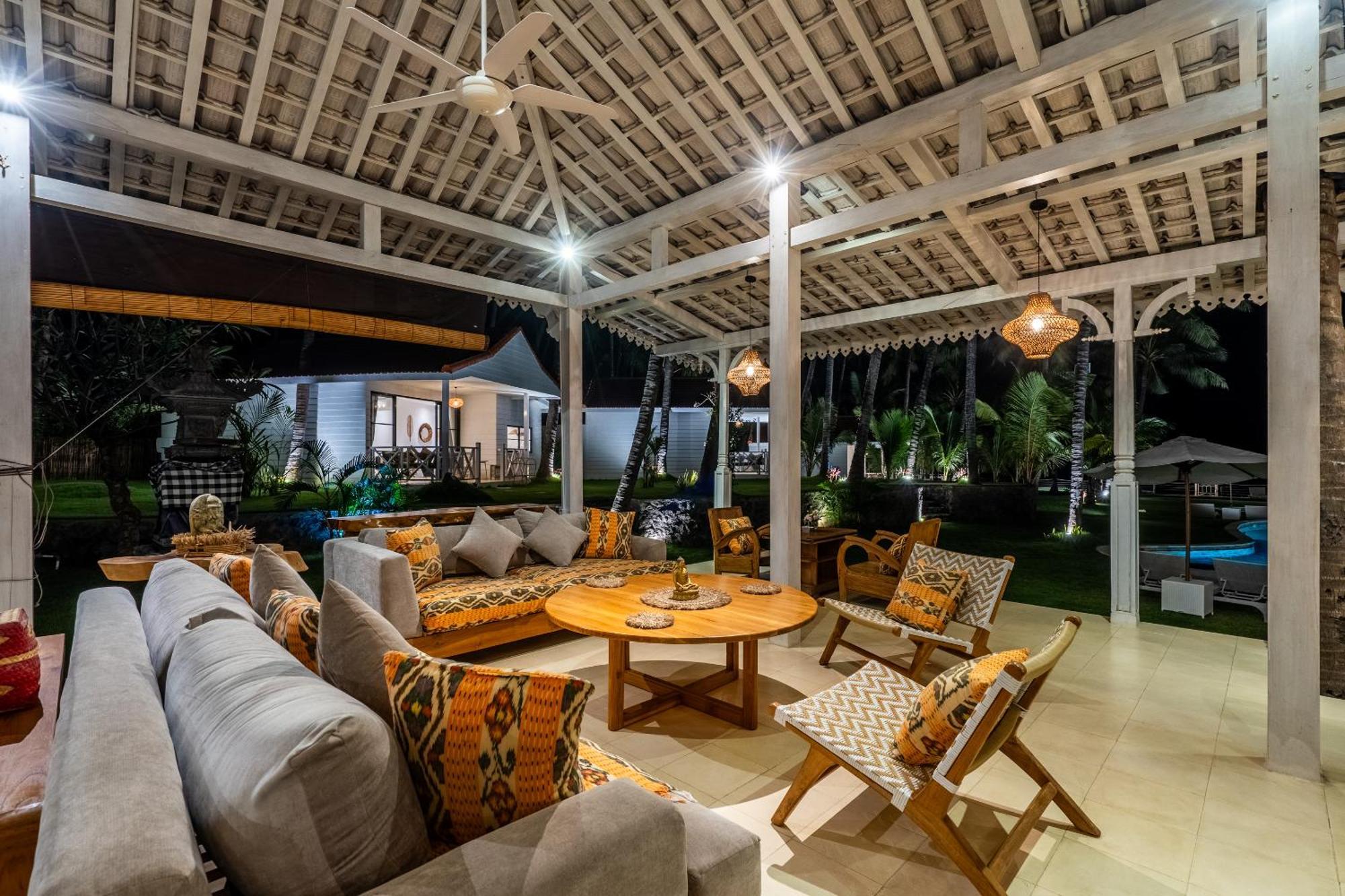 Senang Resort Tianyar ภายนอก รูปภาพ