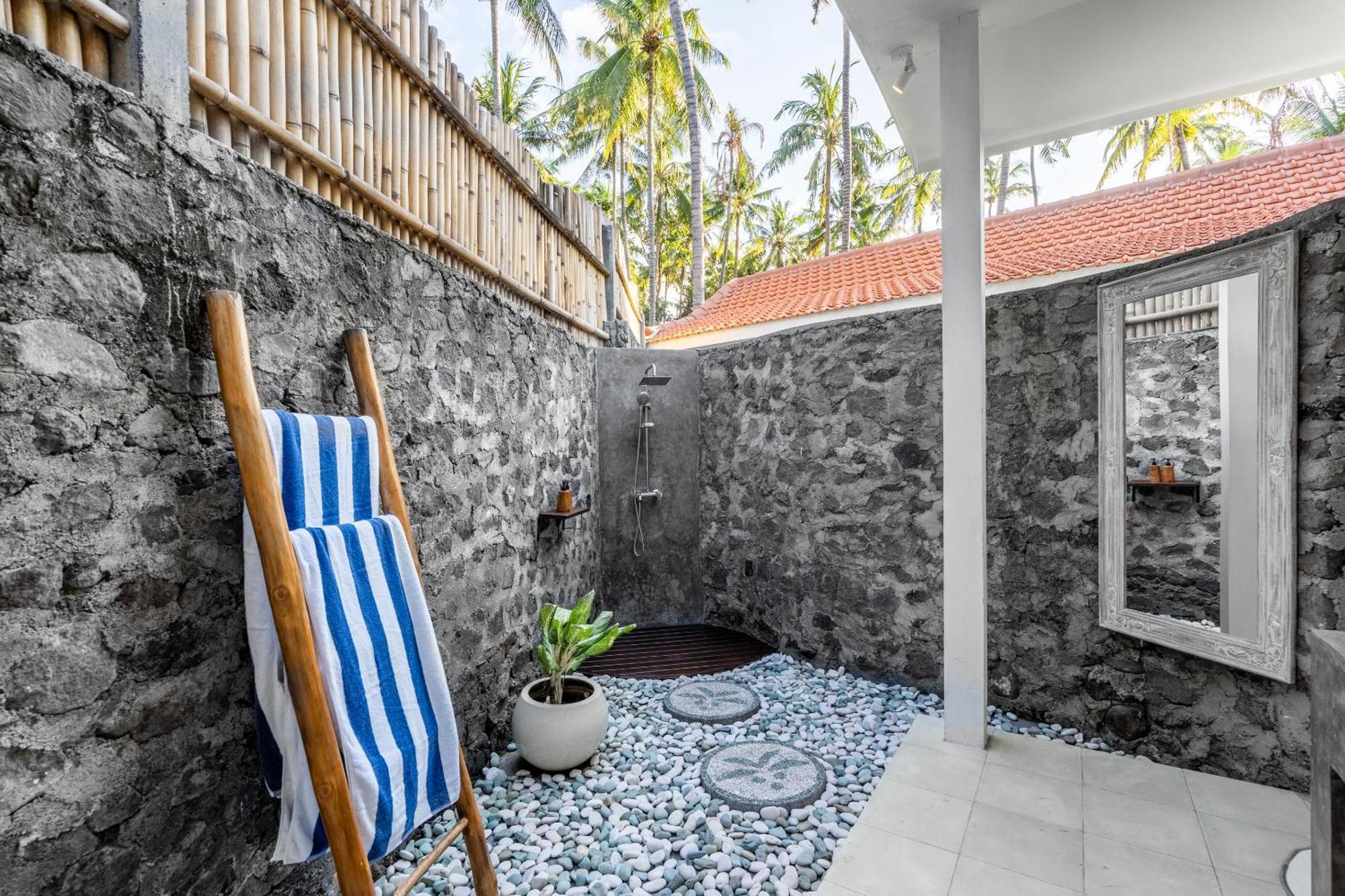 Senang Resort Tianyar ภายนอก รูปภาพ